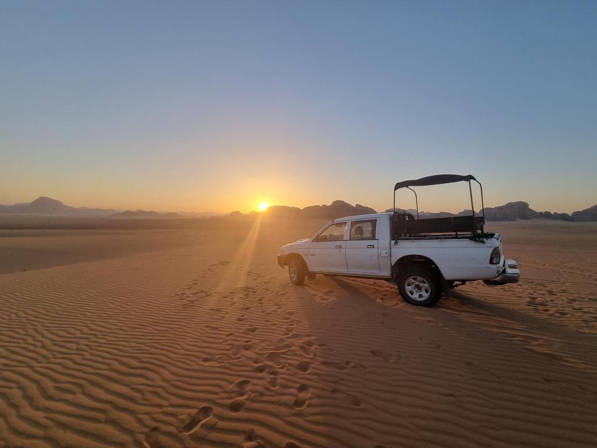 Rum Jordan Camp And Tours Hotell Wadi Rum Exteriör bild