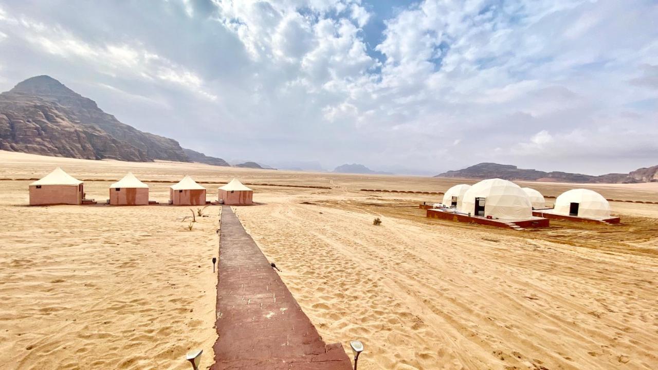 Rum Jordan Camp And Tours Hotell Wadi Rum Exteriör bild