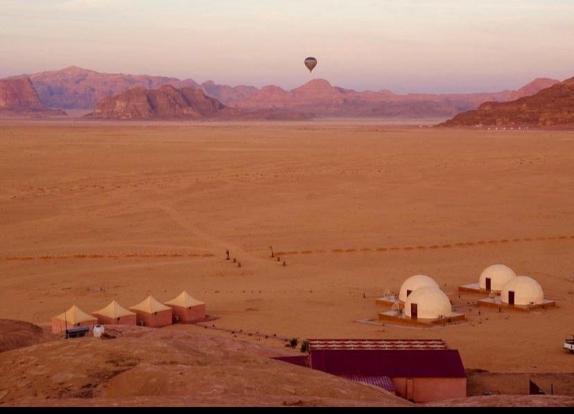 Rum Jordan Camp And Tours Hotell Wadi Rum Exteriör bild